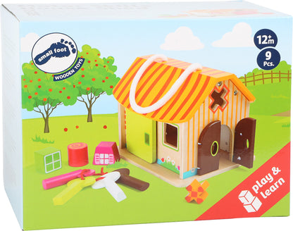 Motorikhaus Stall – Steckspiele, ab 12 Monate, Stoff, Holz | small foot®