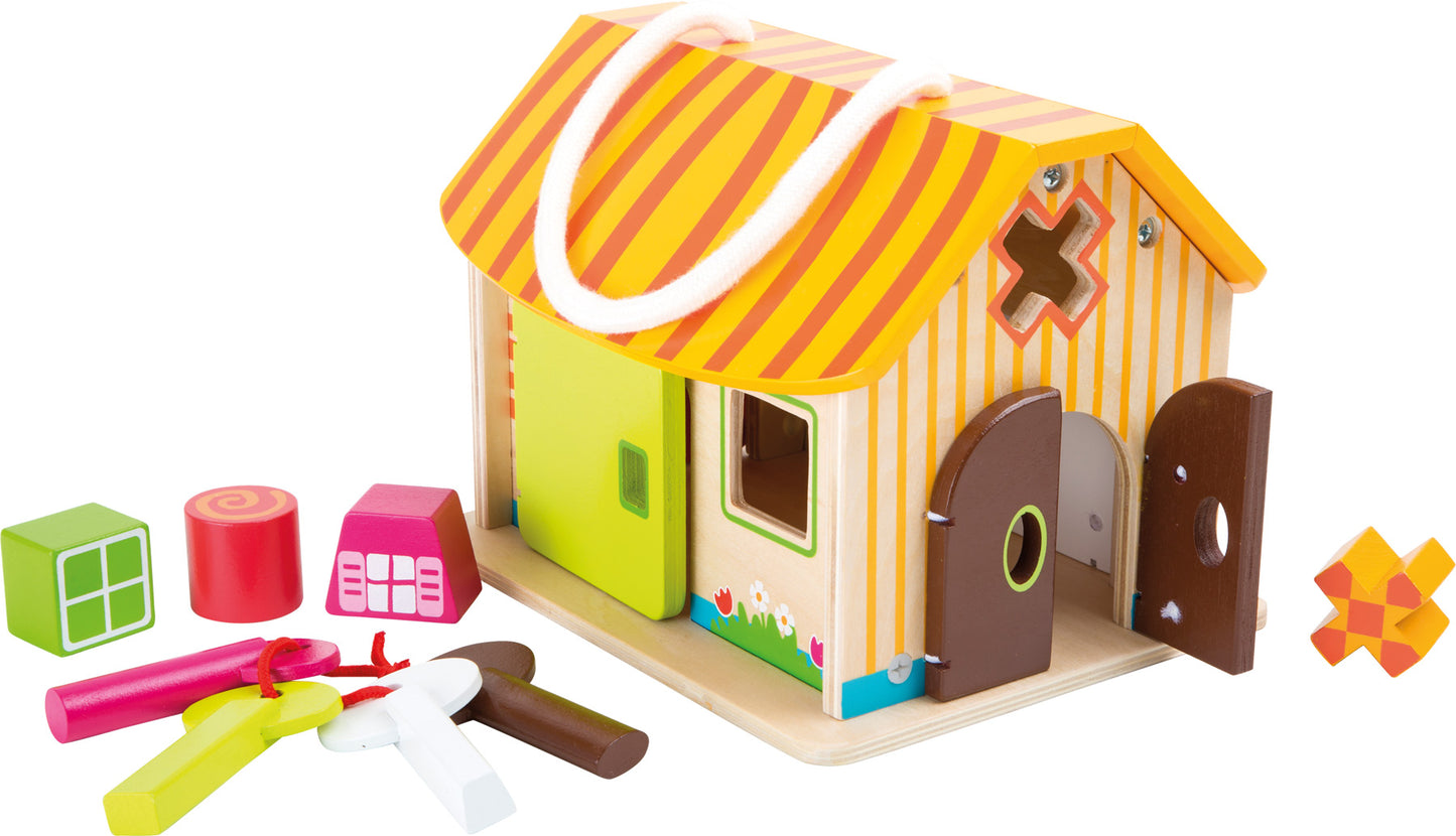 Motorikhaus Stall – Steckspiele, ab 12 Monate, Stoff, Holz | small foot®