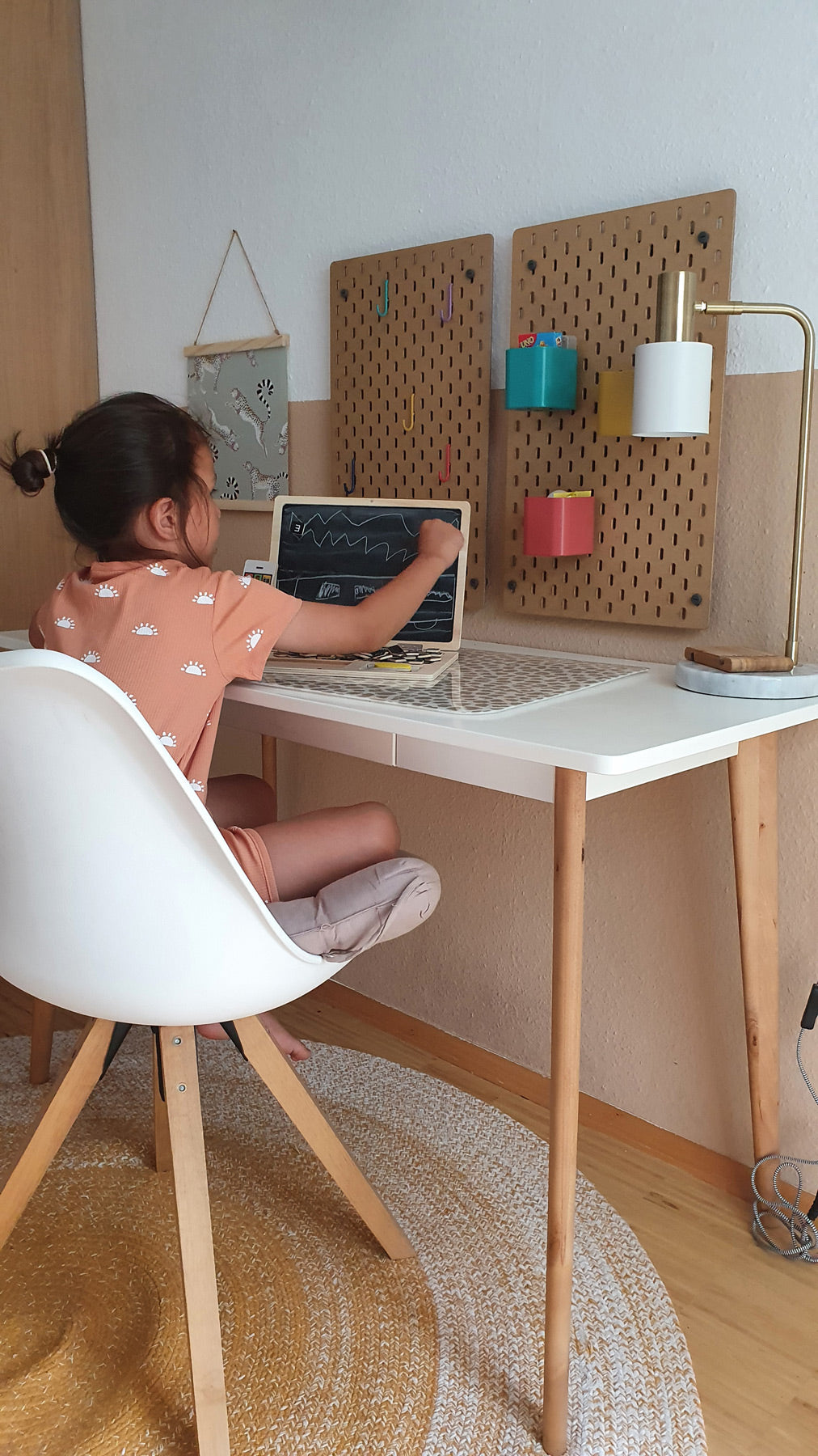 Holz-Laptop mit Magnet-Tafel | small foot®