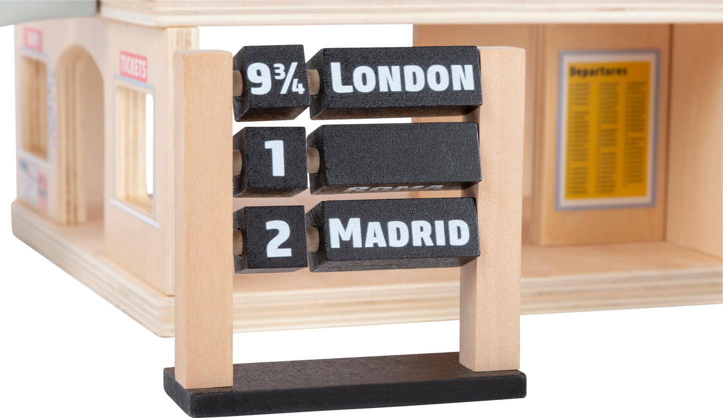 Bahnhof mit Zubehör – Holzeisenbahnen, ab 3 Jahre, 29 Teile, Kunststoff, Holz | small foot®