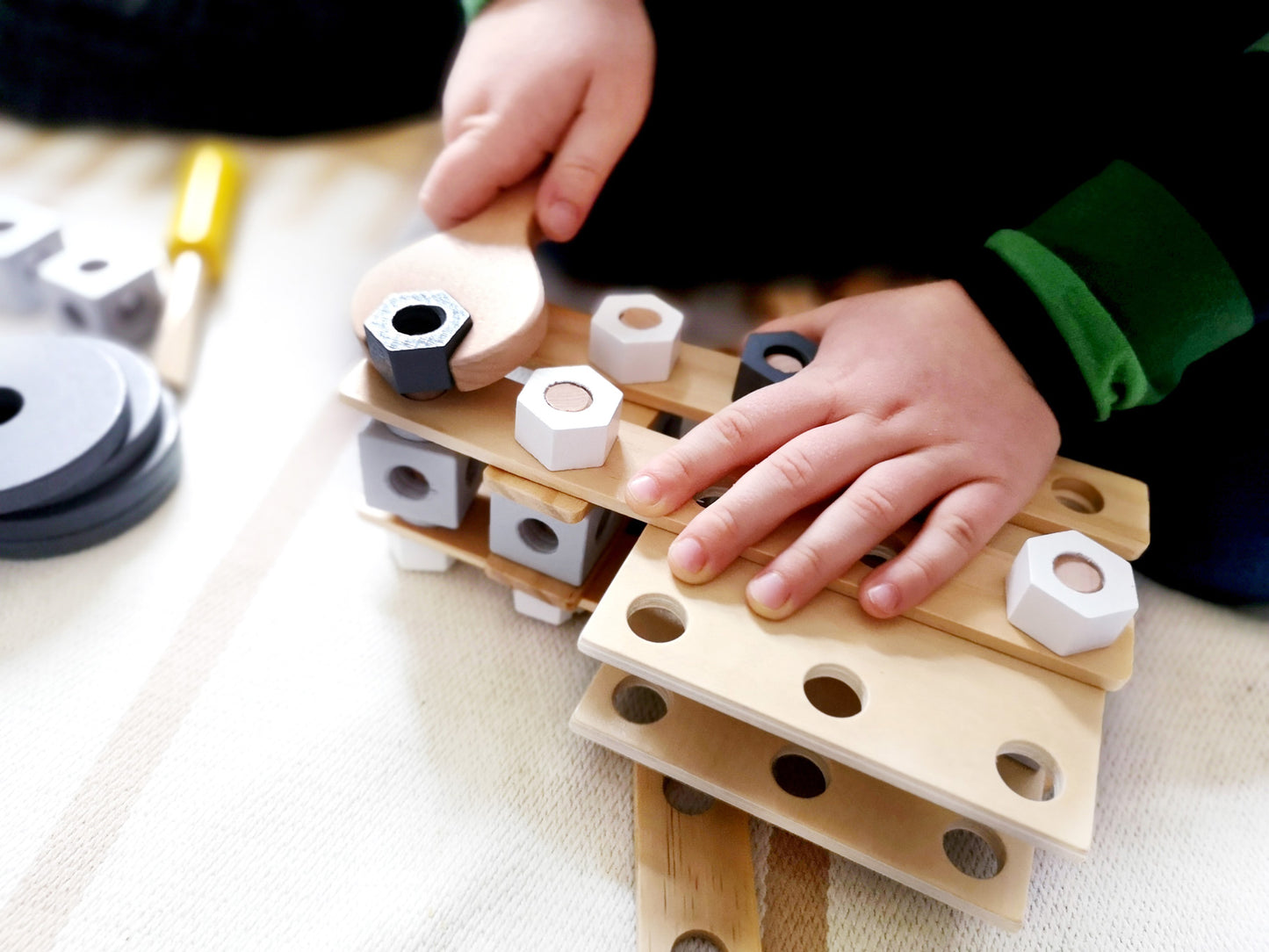 Konstruktionsset „Miniwob“ – Werkstatt, ab 3 Jahre, 67 Teile, small foot®