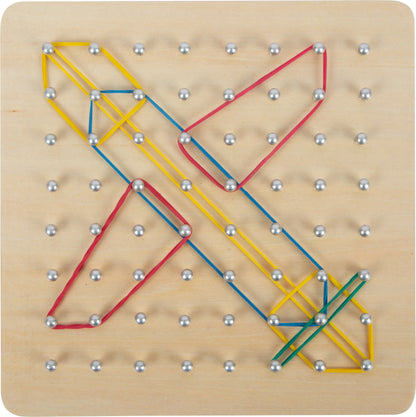 Geoboard aus Holz – Lernspielzeug und Tafeln, ab 3 Jahre, 72 Teile, Holz, ca. 18 x 18 x 2 cm, small foot®