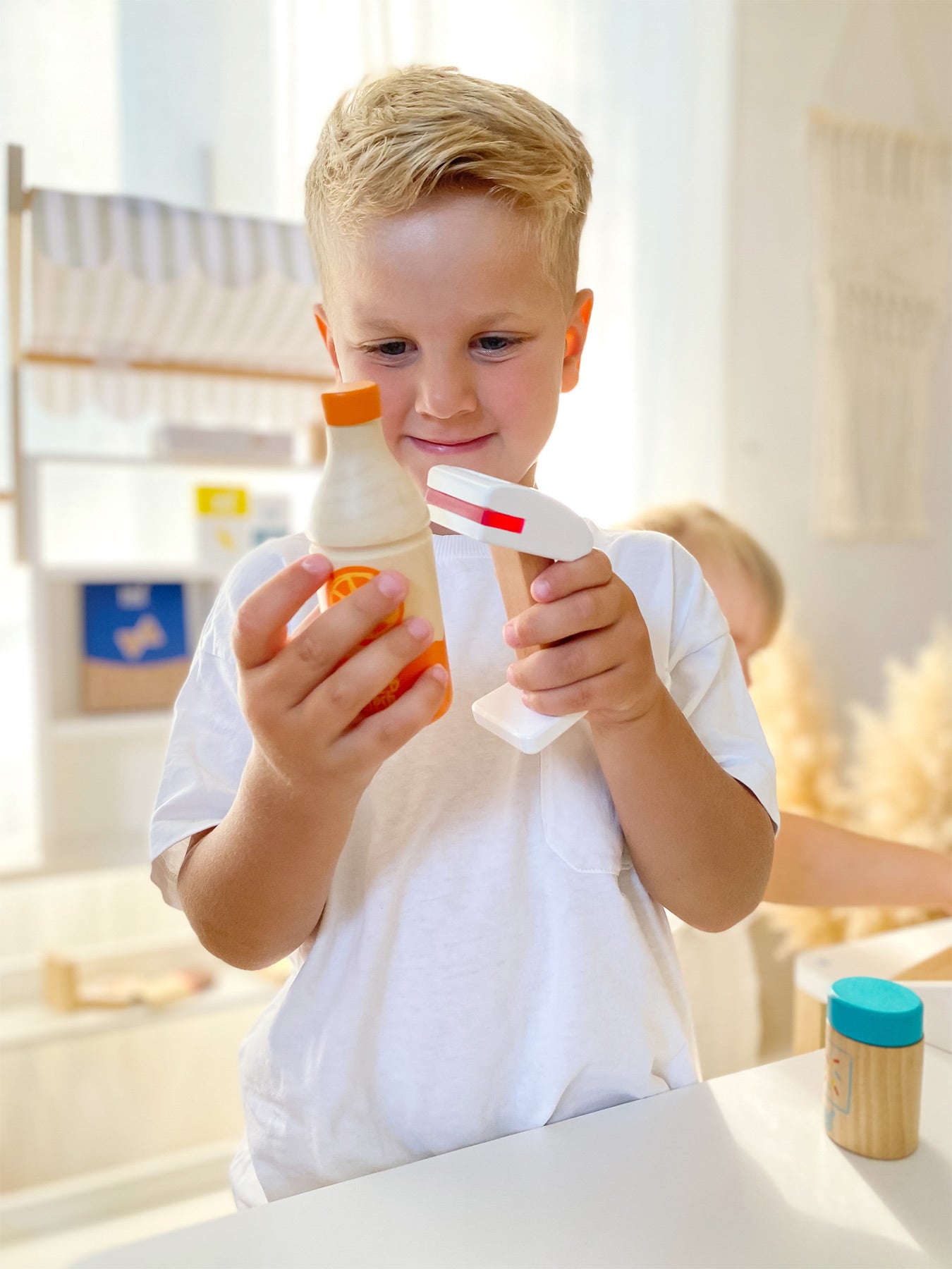 Getränke-Set „fresh“ – Kaufmannsläden, ab 24 Monate, 4 Teile, Holz | small foot®